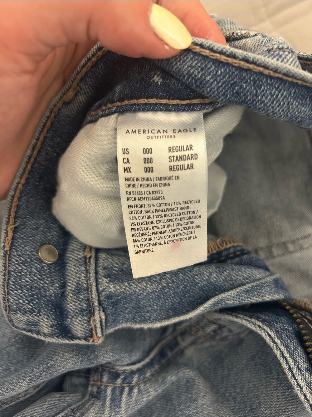 American Eagle Low-Rise Baggy Straight Jean - Picture 6 of 6